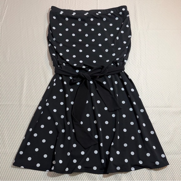 White House Black Market Dresses & Skirts - White House Black Market Strapless Dress S Polka Dot Y2K Coastal Cowgirl Mini